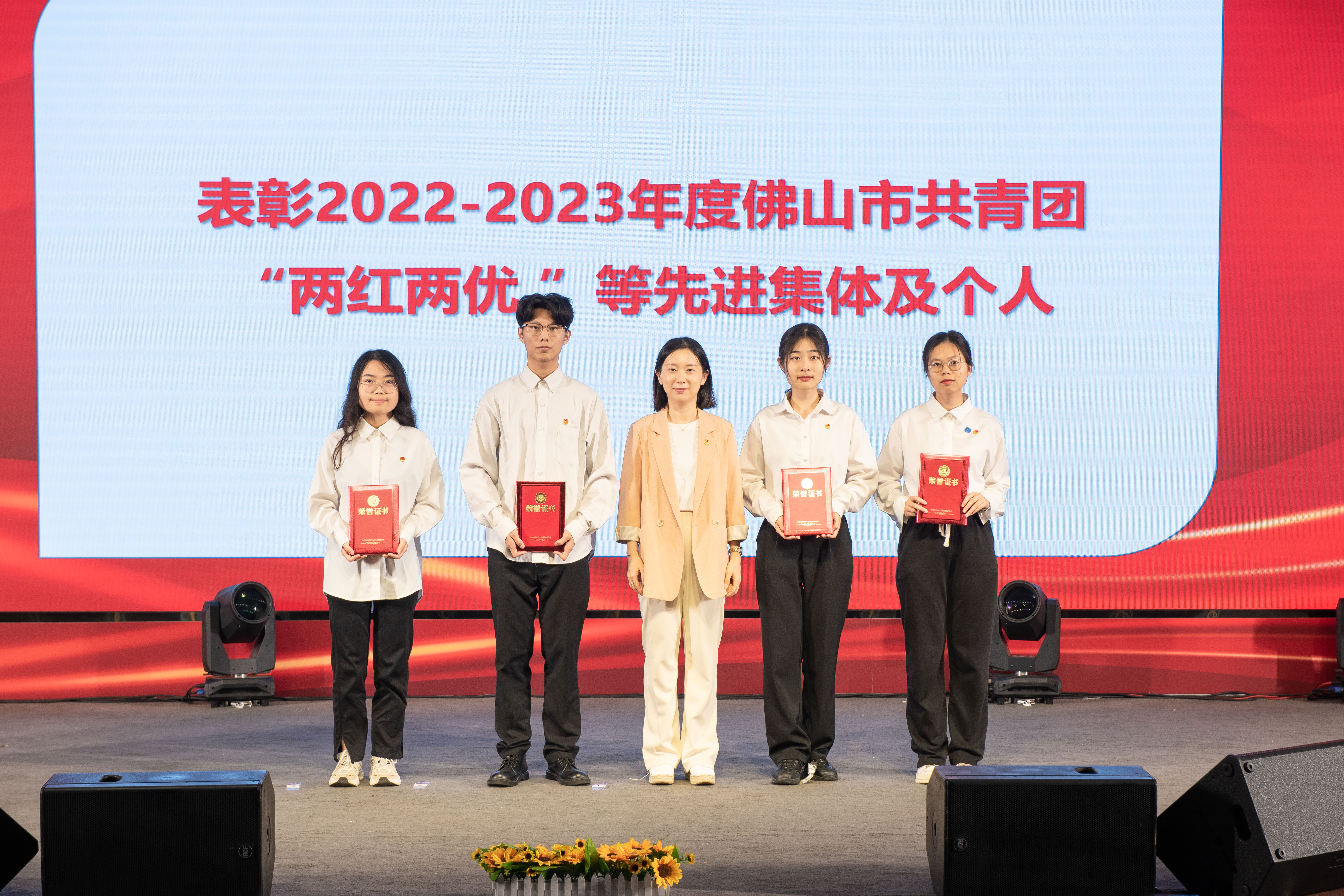 e579a72b576c47c3b7adcadbc47b5a8e.jpg e579a72b576c47c3b7adcadbc47b5a8e.jpg