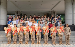 世界杯官网举行2025年上半年新兵入伍欢送大会