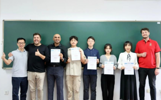 雅思7.5、大英赛国赛一等奖......你的英语逆袭剧本，写好啦！