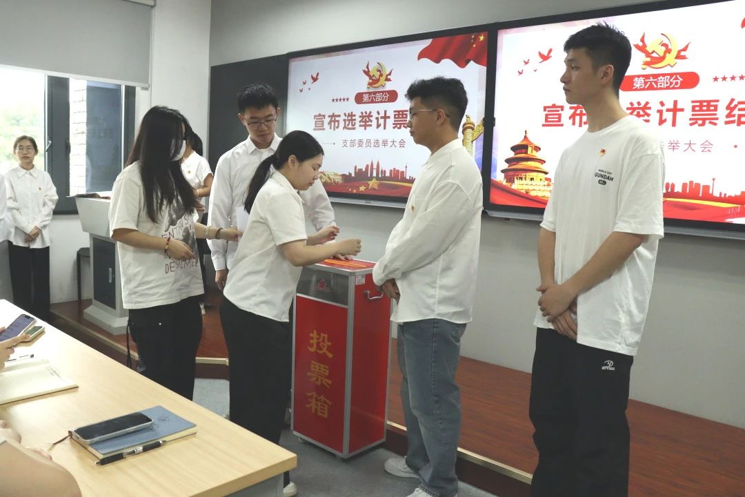 a91db16be0f44e078386c889cbaa6161.jpg a91db16be0f44e078386c889cbaa6161.jpg